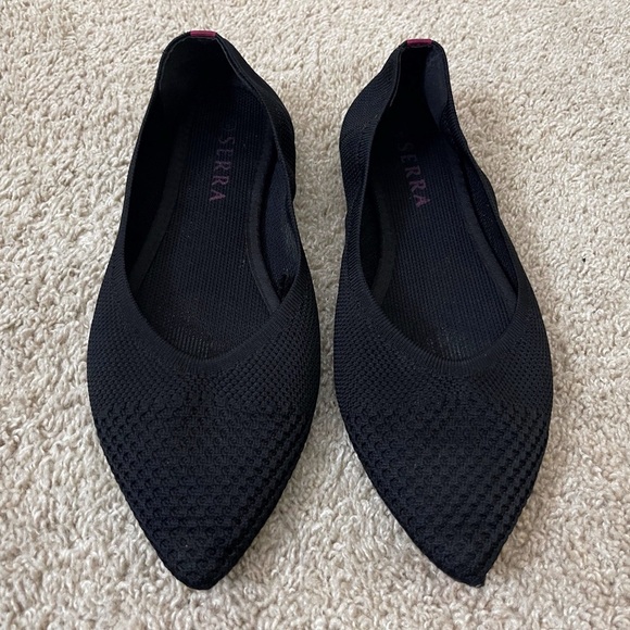 Serra Women's Ribbed Knit Pointed Toe Black Flats casual size 8 - Picture 1 of 9